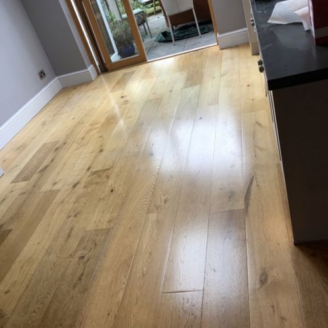floor-board-sanding-1-kireth-ai